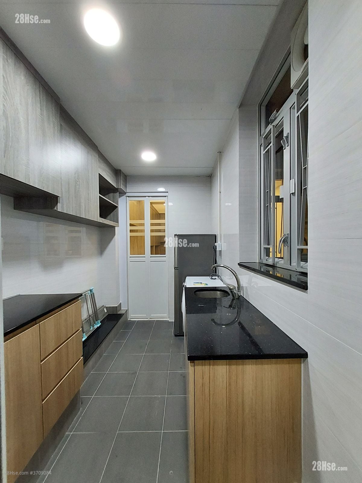 白加士街43号 租盘 1 房 , 1 浴室 230 平方尺