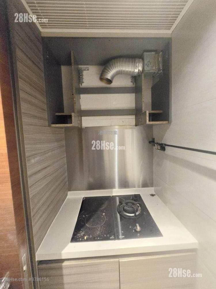 Billionnaire Avant Rental 3 Bedrooms , 2 Bathrooms 628 ft²