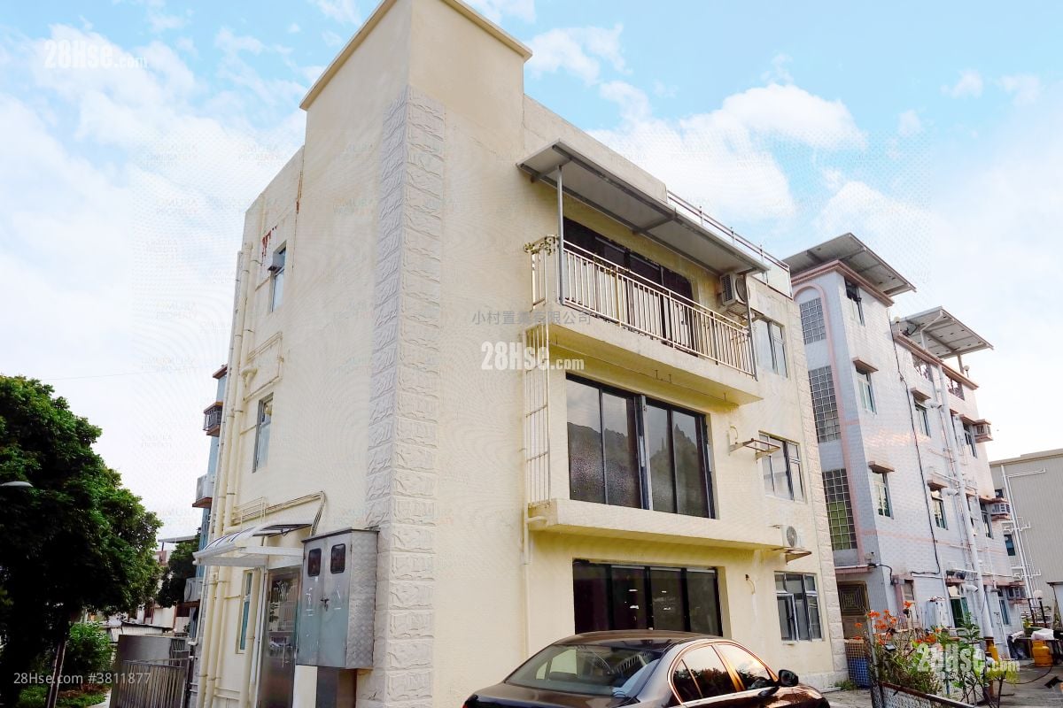 building outlook: Ha Che Sell 3 Bedrooms , 1 Bathroom 625 ft²