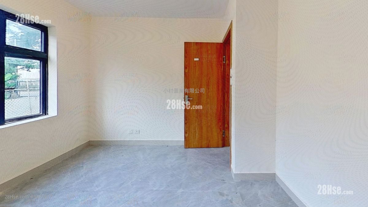 master room: Ha Che Sell 3 Bedrooms , 1 Bathroom 625 ft²