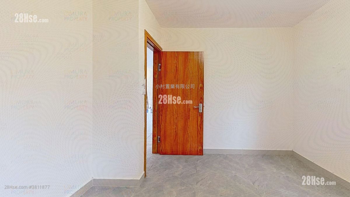 bedroom 2: Ha Che Sell 3 Bedrooms , 1 Bathroom 625 ft²