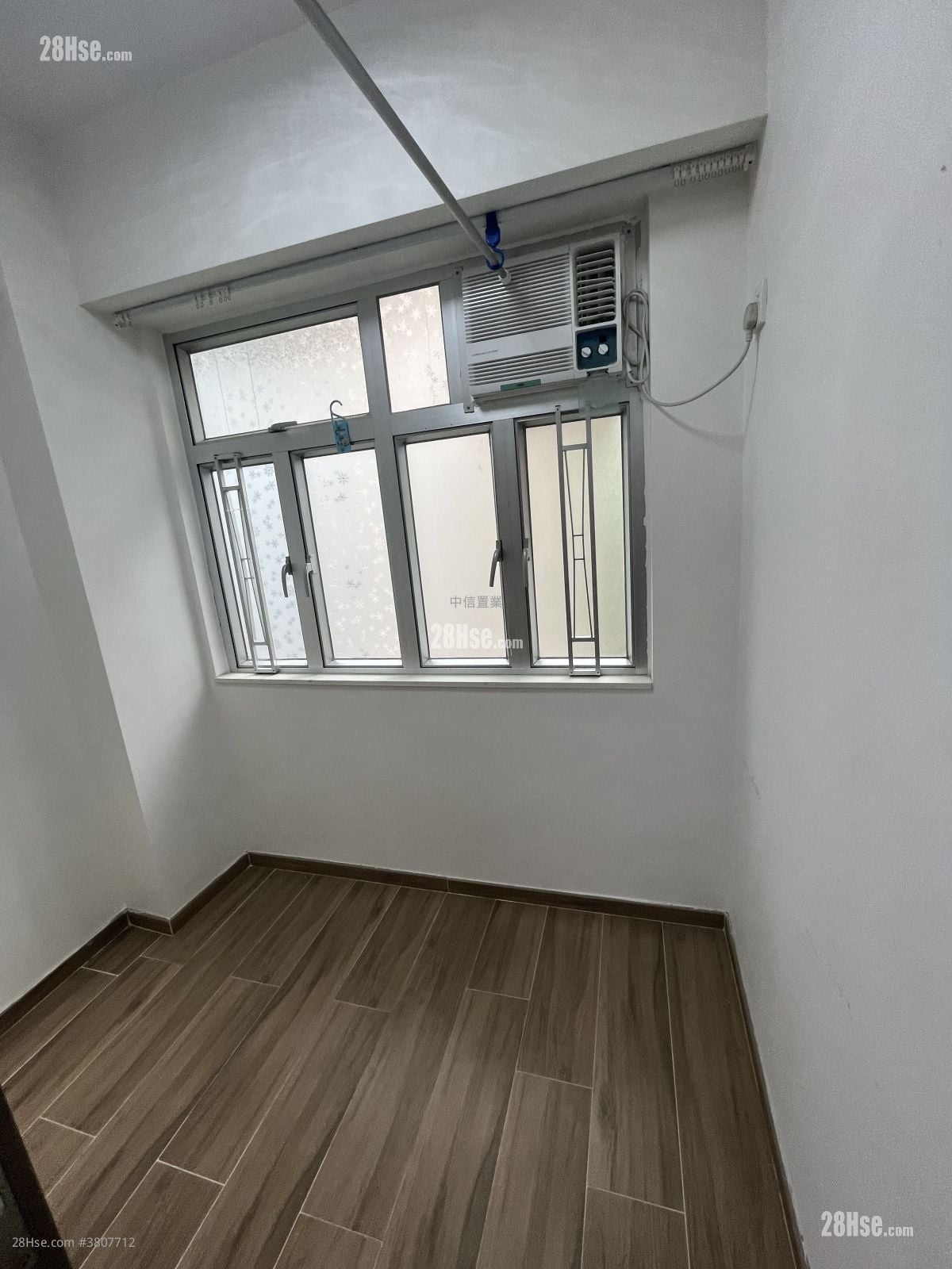 建安大厦 租盘 2 房 , 1 浴室 319 平方尺