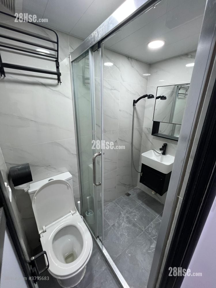 远东大厦 租盘 开放式间隔 , 1 浴室 180 平方尺