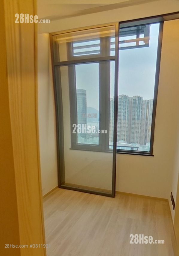 The Quinn Square Mile Sell 1 Bedroom , 1 Bathroom 328 ft²