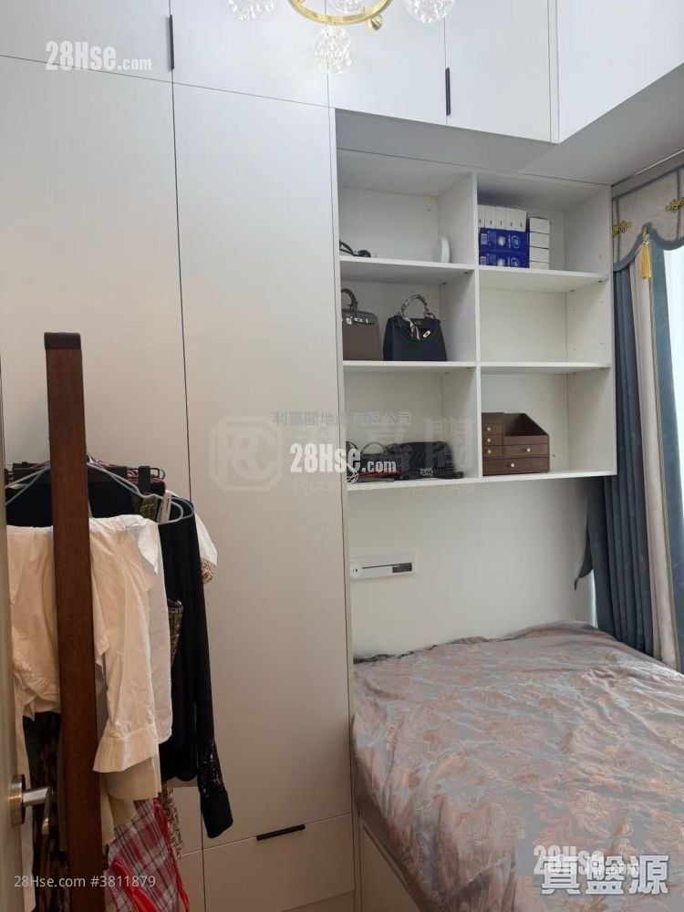 朗天峰 售盘 1 房 285 平方尺