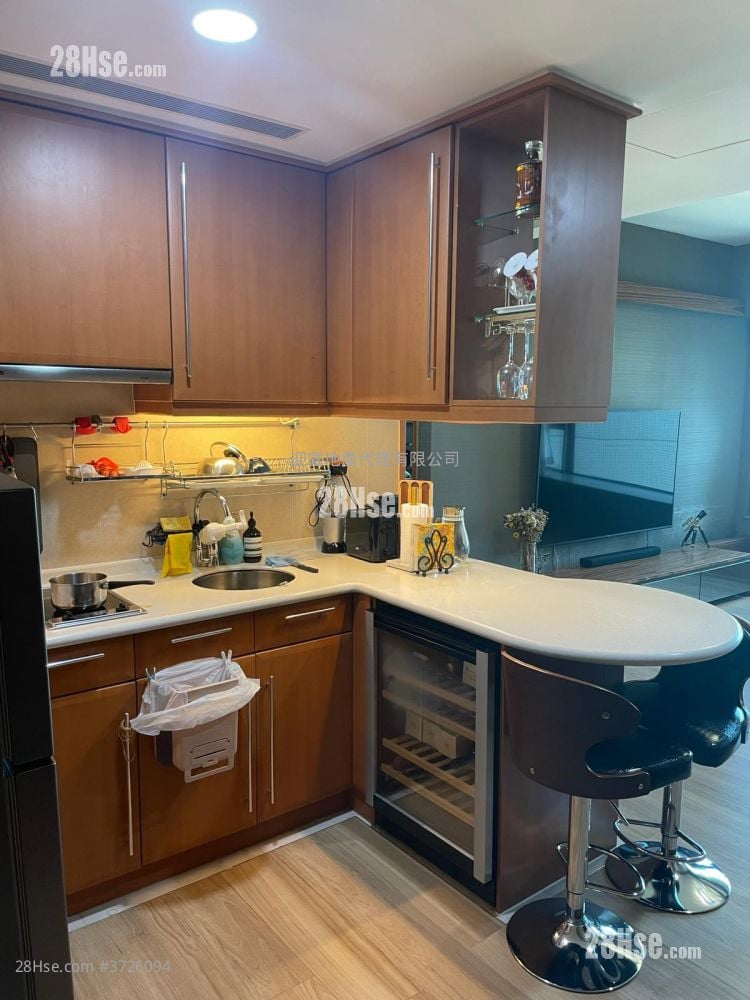 半岛豪庭 租盘 1 房 , 1 浴室 517 平方尺