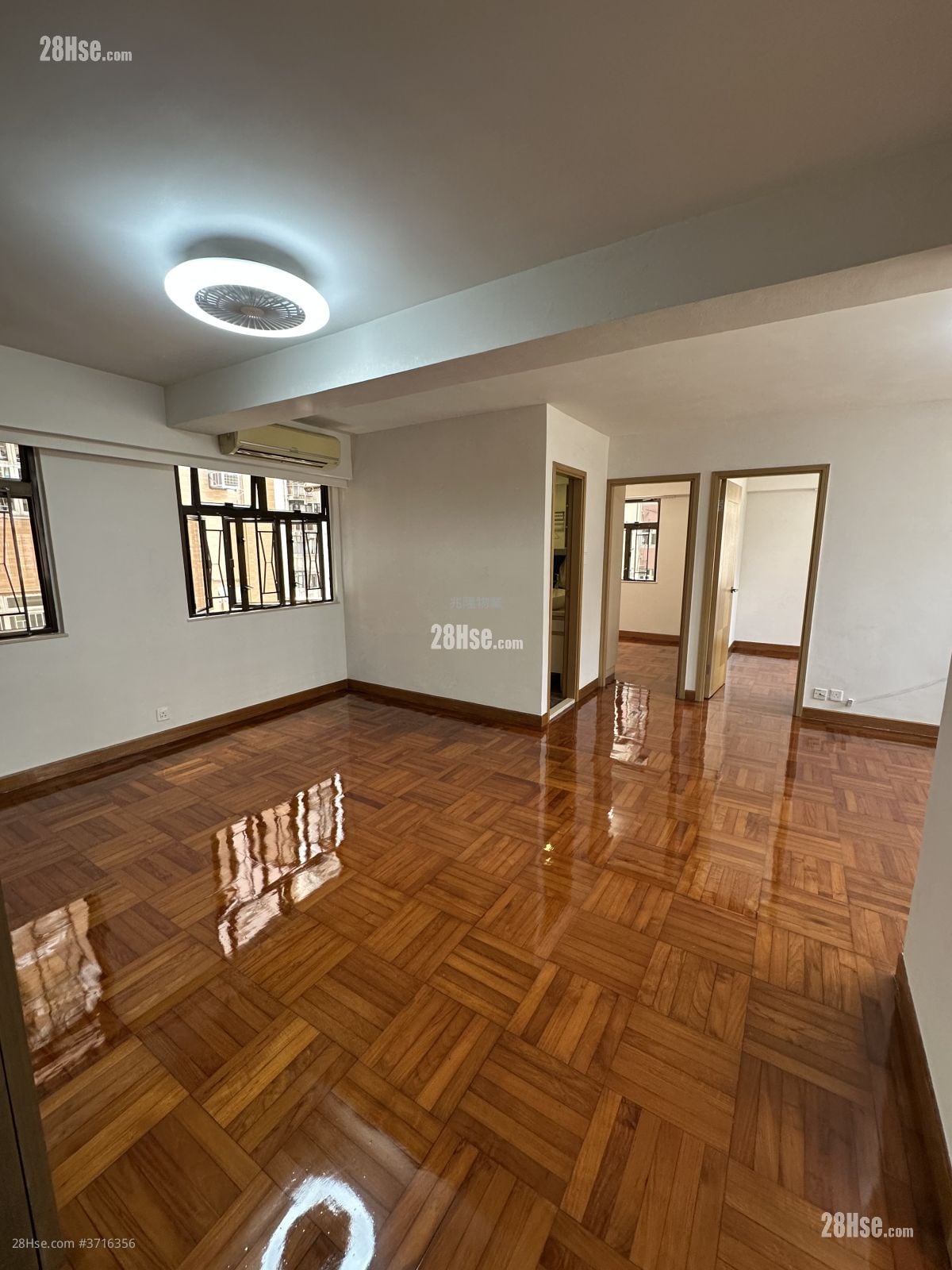 Harbour Court Rental 2 Bedrooms , 1 Bathroom 614 ft²