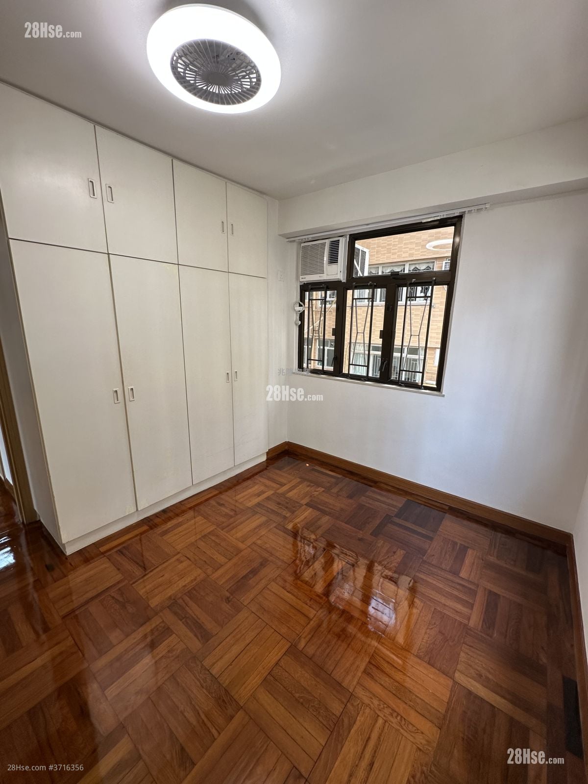 Harbour Court Rental 2 Bedrooms , 1 Bathroom 614 ft²