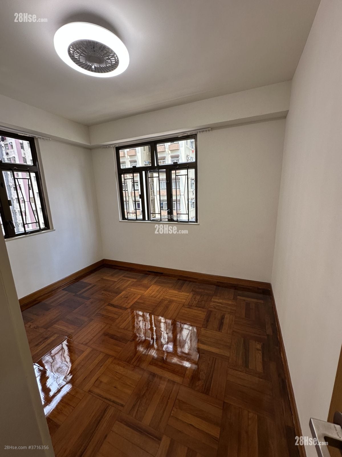 Harbour Court Rental 2 Bedrooms , 1 Bathroom 614 ft²