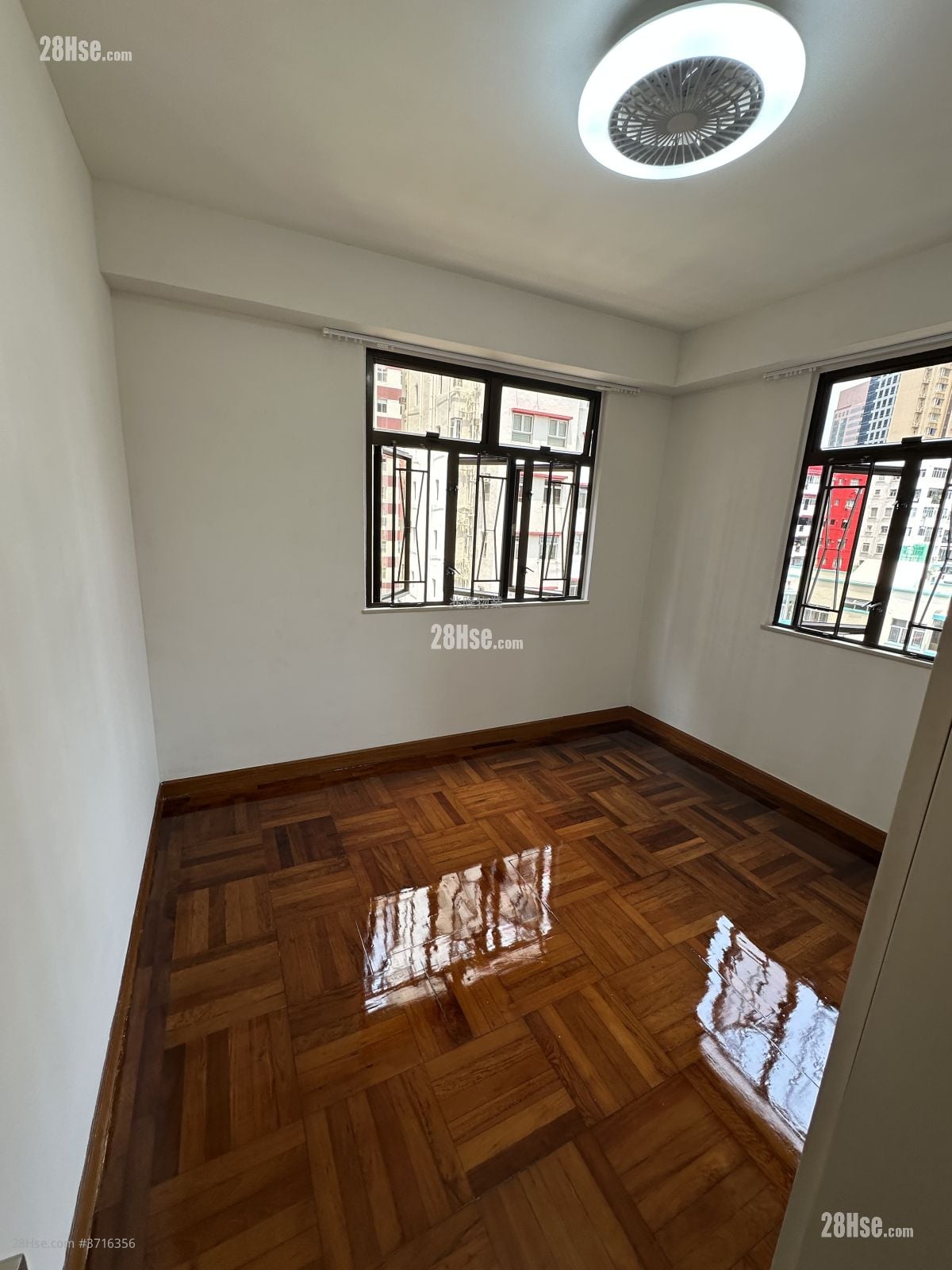 Harbour Court Rental 2 Bedrooms , 1 Bathroom 614 ft²