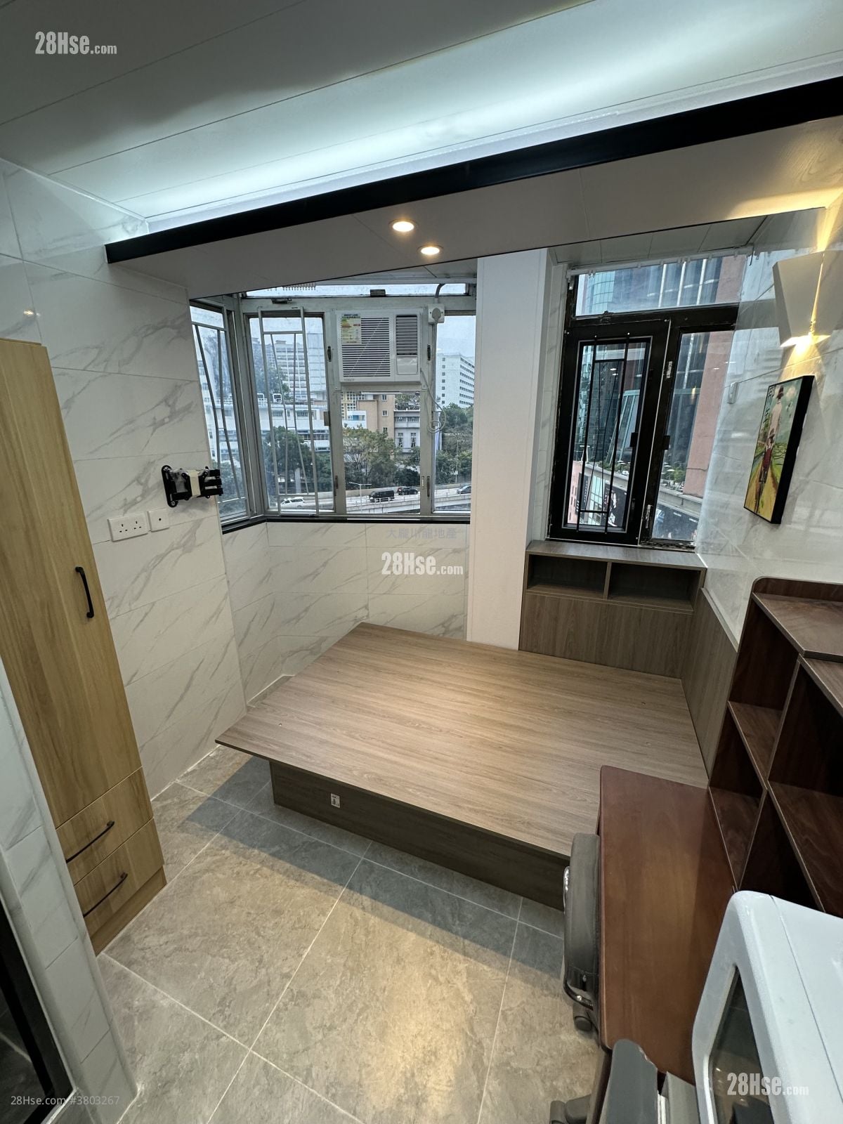 金勋大厦 租盘 158 平方尺