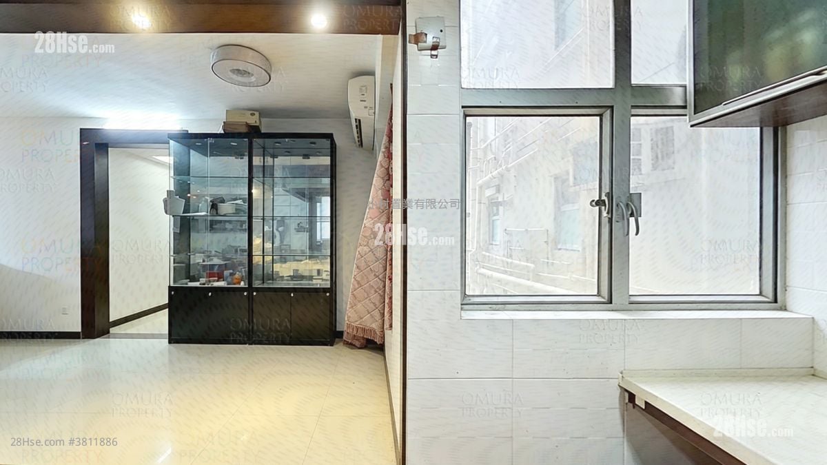 厅: 丽城花园 售盘 3 房 , 2 浴室 668 平方尺