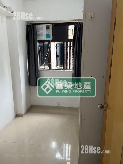 Yuen Fat Building Sell 2 Bedrooms 342 ft²