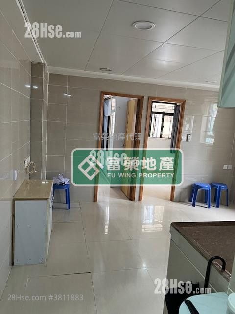 Yuen Fat Building Sell 2 Bedrooms 342 ft²