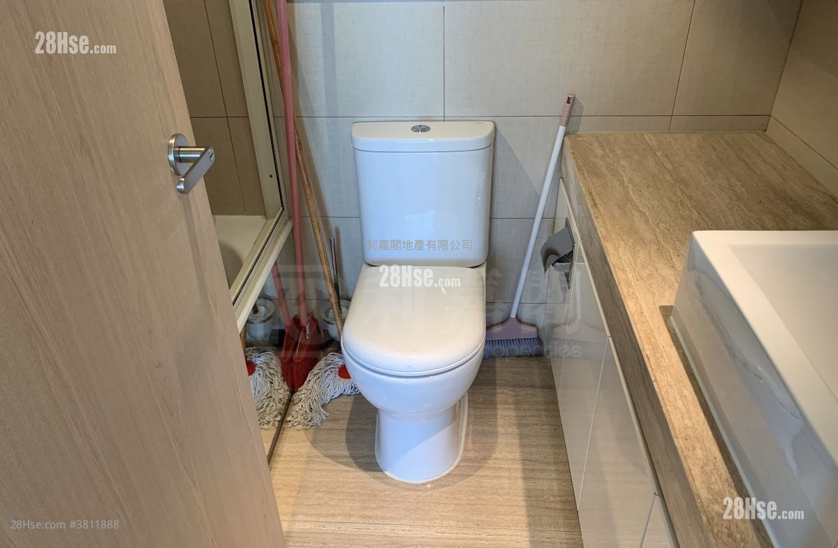 海桃湾 租盘 3 房 , 1 浴室 574 平方尺