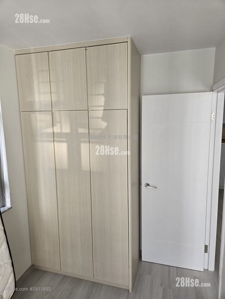 彩兴苑 售盘 2 房 437 平方尺