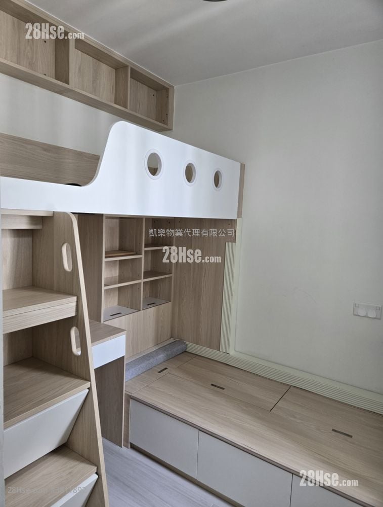 彩兴苑 售盘 2 房 437 平方尺