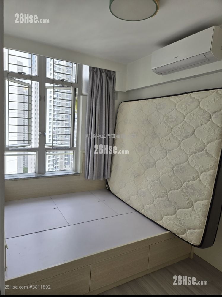 彩兴苑 售盘 2 房 437 平方尺