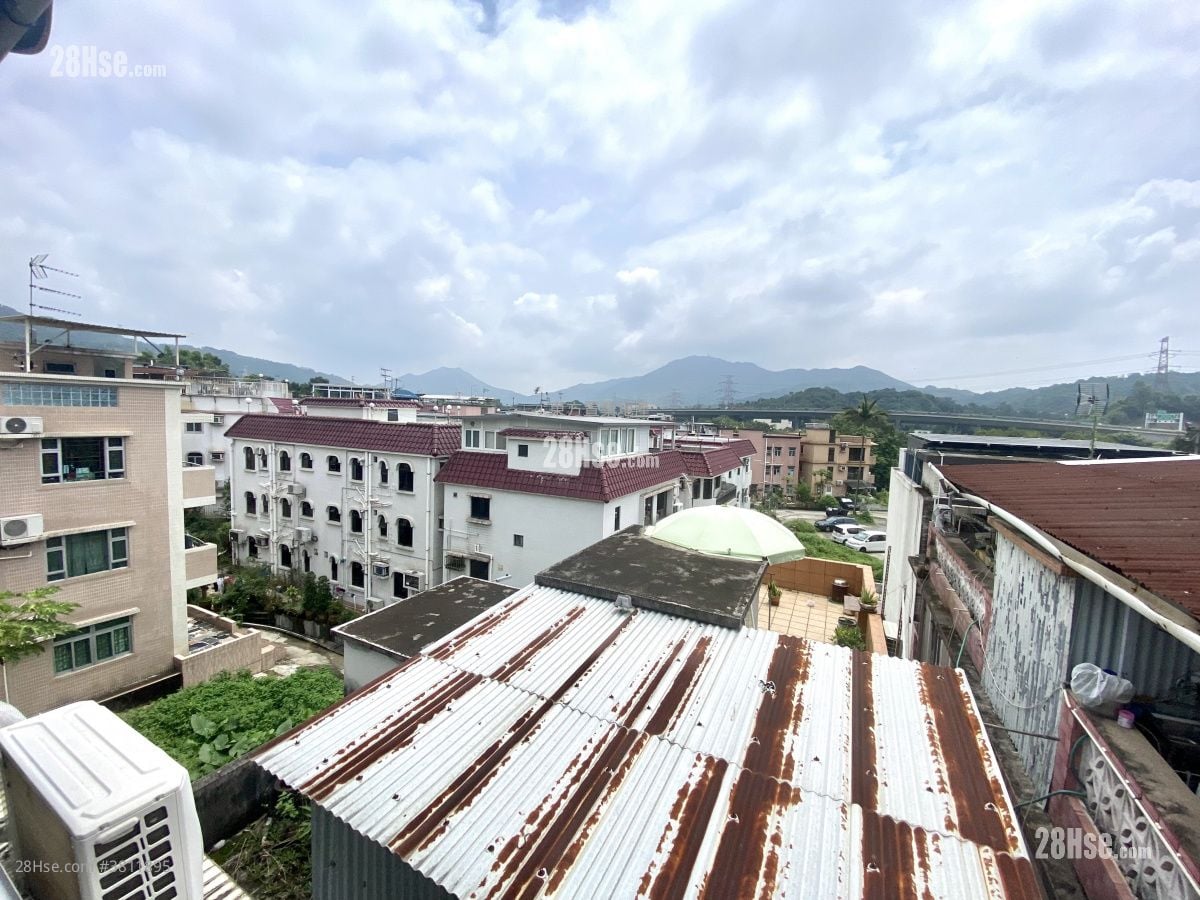 Village Sell 2 Bedrooms , 1 Bathroom 300 ft²