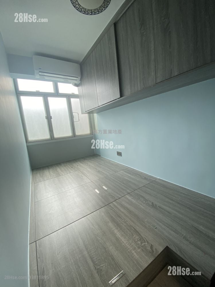 Village Sell 2 Bedrooms , 1 Bathroom 300 ft²