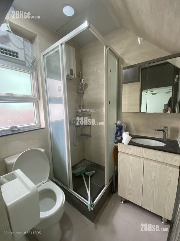 Village Sell 2 Bedrooms , 1 Bathroom 300 ft²