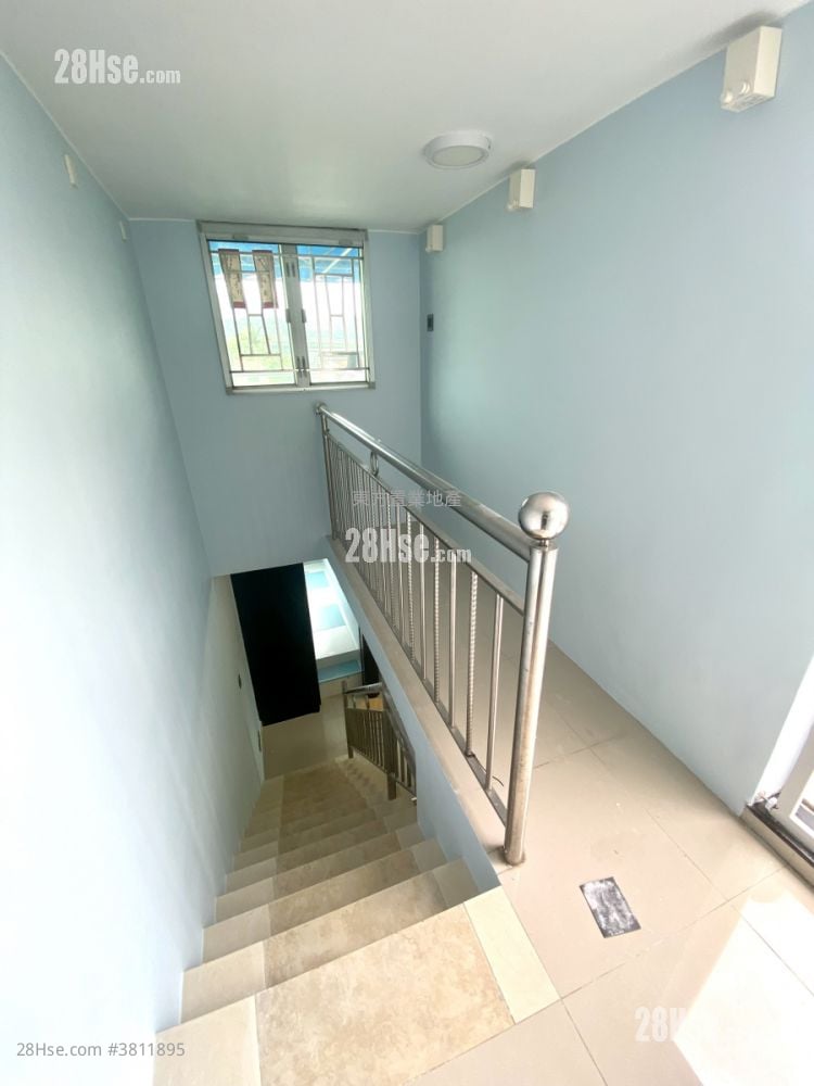 Village Sell 2 Bedrooms , 1 Bathroom 300 ft²