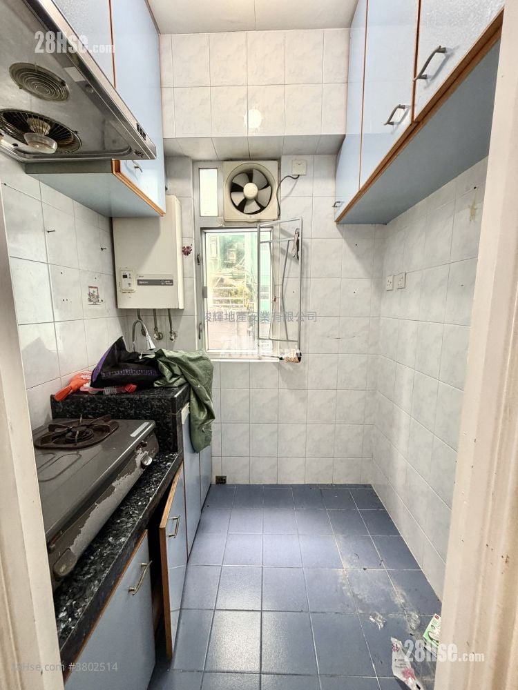 福仁大厦 售盘 2 房 , 1 浴室 362 平方尺