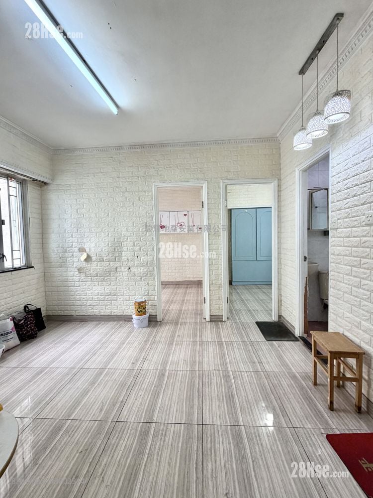 福仁大厦 售盘 2 房 , 1 浴室 362 平方尺