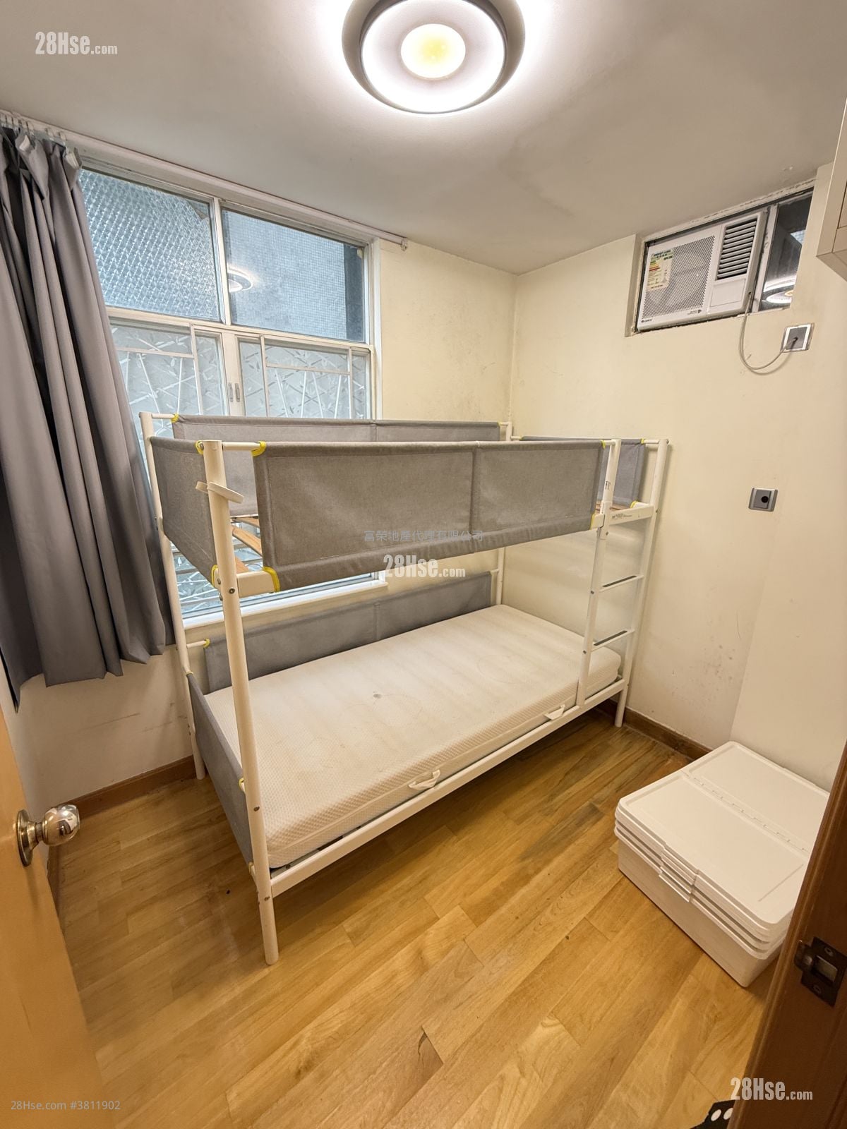 Whampoa Garden Sell 2 Bedrooms , 1 Bathroom 389 ft²