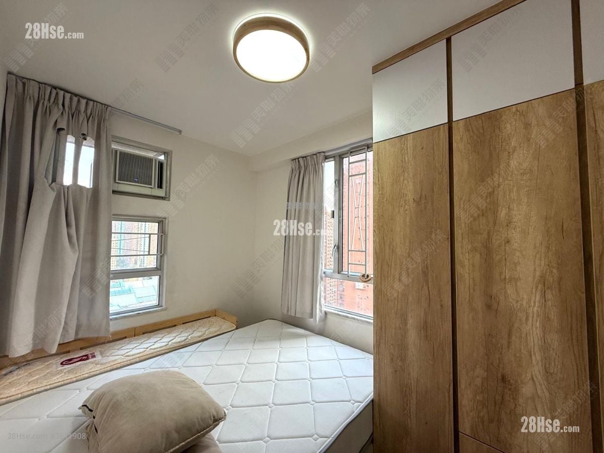 兆康苑 售盤 2 房 438 平方呎