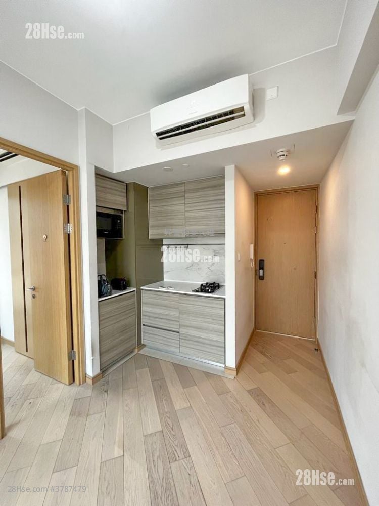 傲形 租盘 1 房 , 1 浴室 247 平方尺