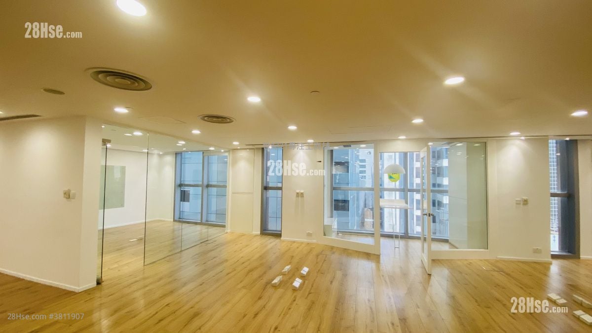 雲咸商業中心 租盤 4 房 , 2 廁所