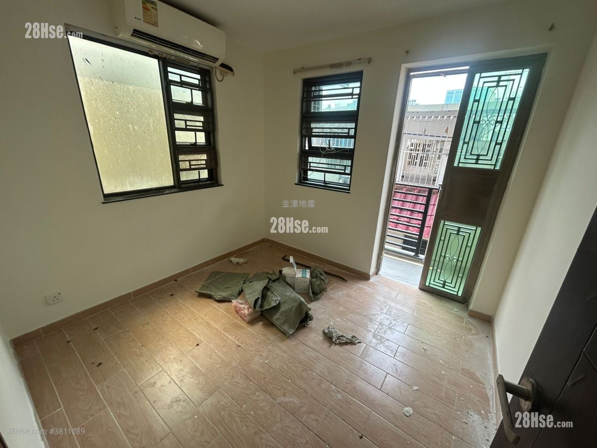 村屋 租盤 1 房 , 1 浴室 300 平方呎