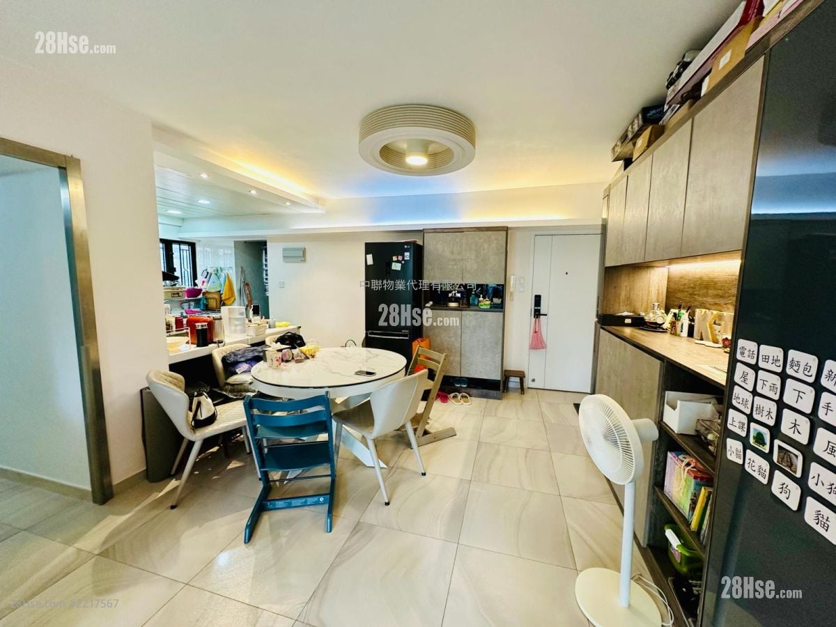 Parc Royale Sell 942 ft²