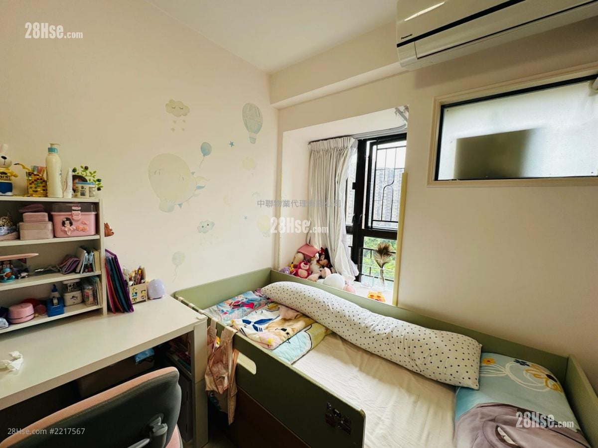 Parc Royale Sell 942 ft²