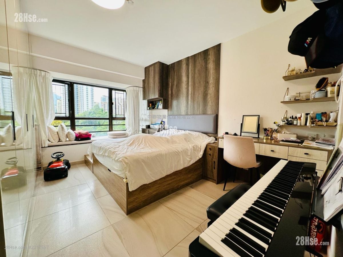 Parc Royale Sell 942 ft²