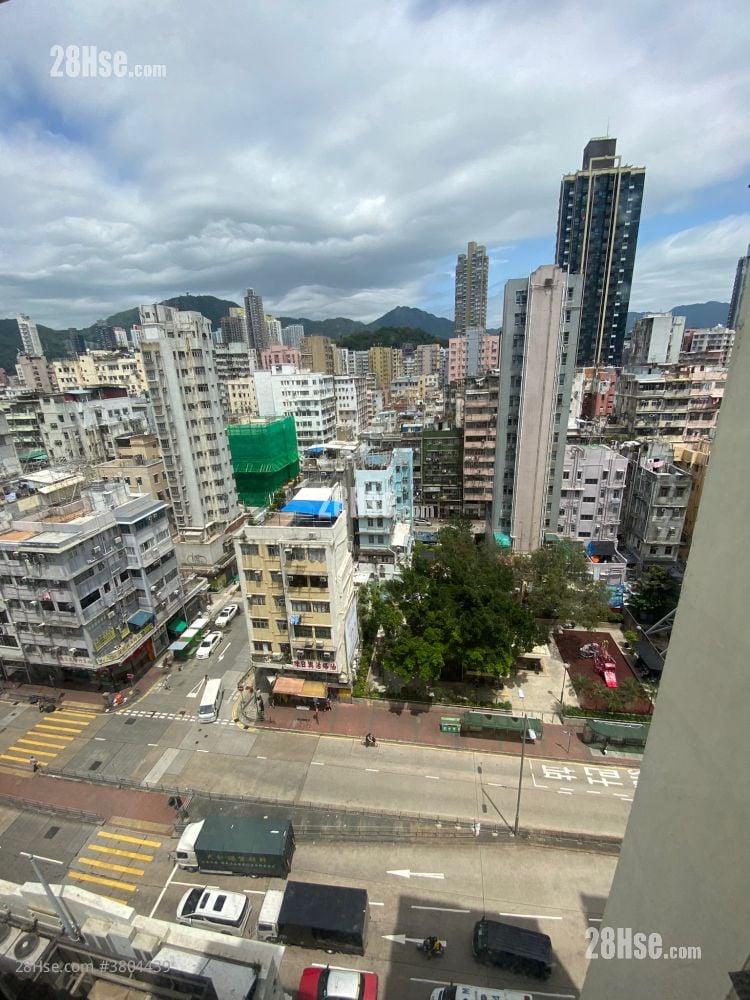 单幢楼房 租盘 2 房 , 1 浴室 262 平方尺