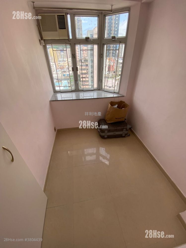 单幢楼房 租盘 2 房 , 1 浴室 262 平方尺