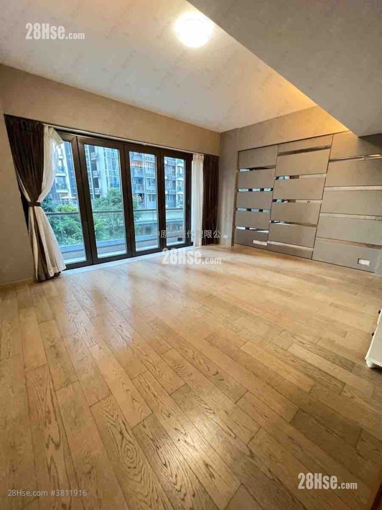 The Visionary Sell 5+ Bedrooms , 5+ Bathrooms 2,546 ft²