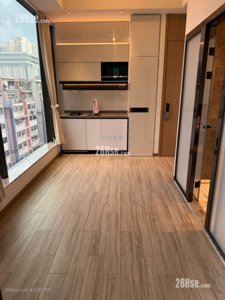 The Vantage Rental Studio , 1 Bathroom 218 ft²