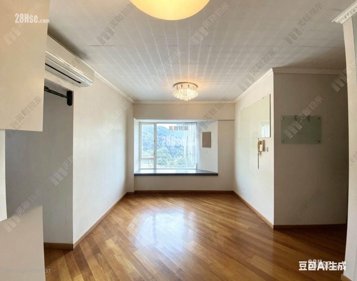 La Cite Noble Rental 3 Bedrooms , 2 Bathrooms 644 ft²