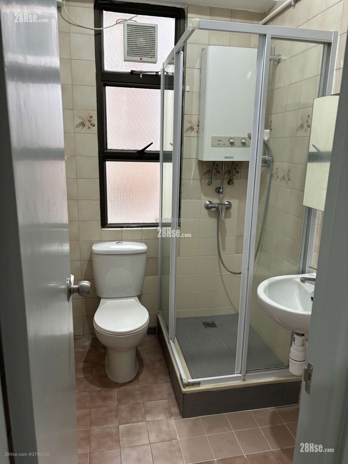 Fook Chi Building Rental 3 Bedrooms , 1 Bathroom 513 ft²