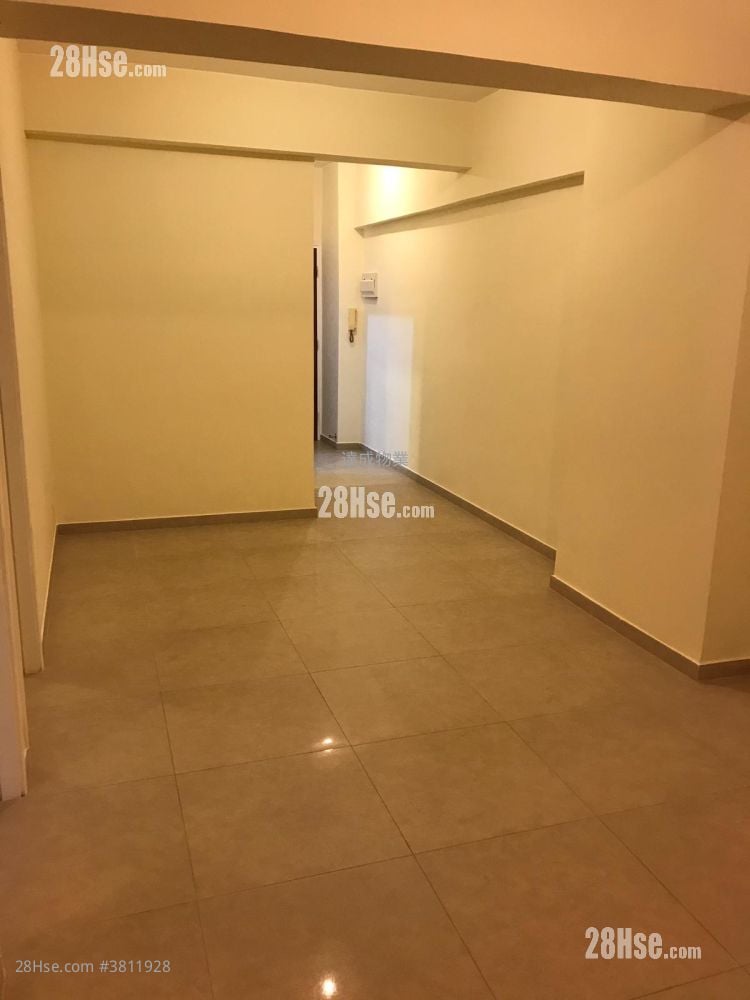 英皇大楼 售盘 2 房 , 1 浴室 498 平方尺