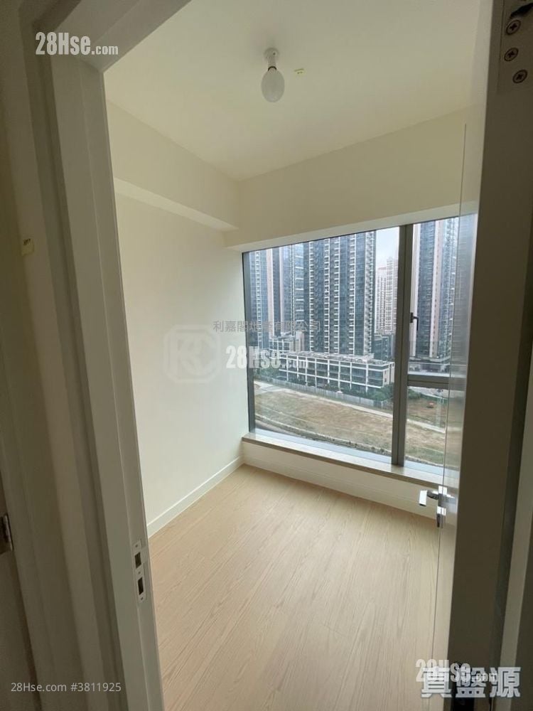 Monaco 售盘 3 房 727 平方尺