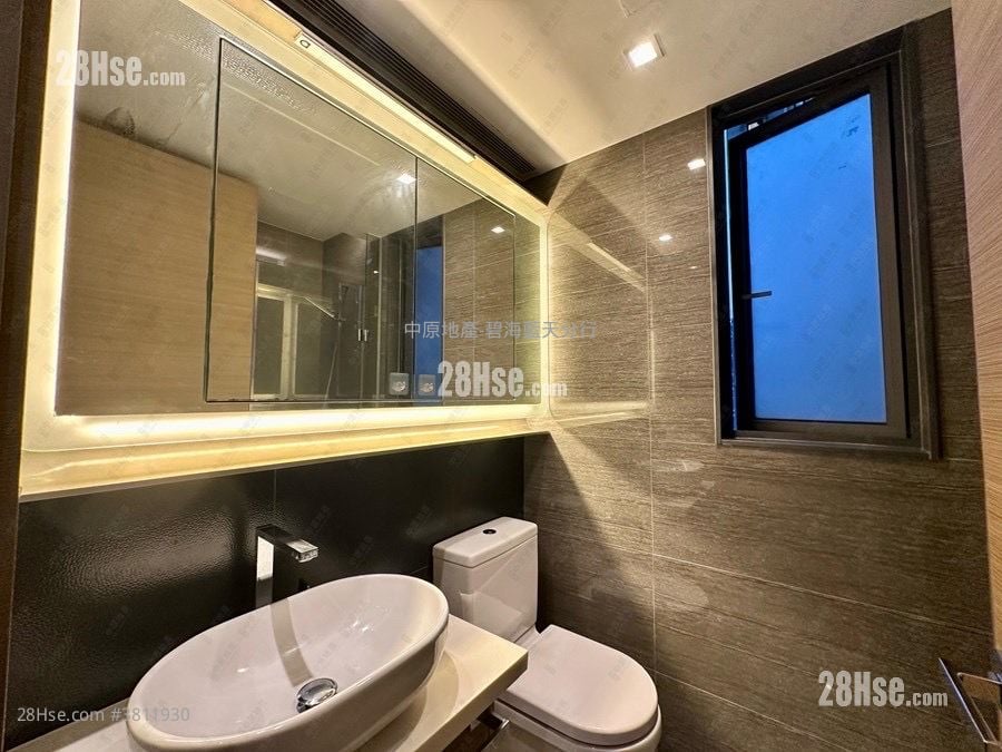 High One Sell 1 Bedroom , 1 Bathroom 316 ft²