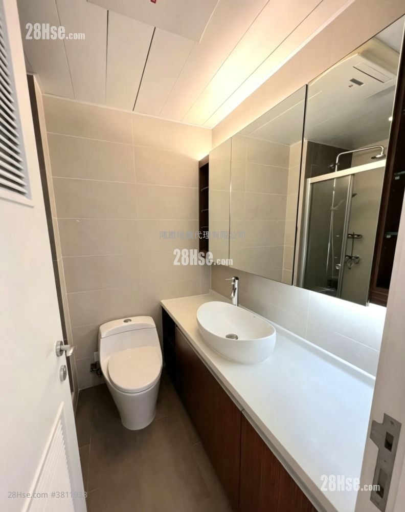 One Beacon Hill Rental 4 Bedrooms , 3 Bathrooms 1,490 ft²