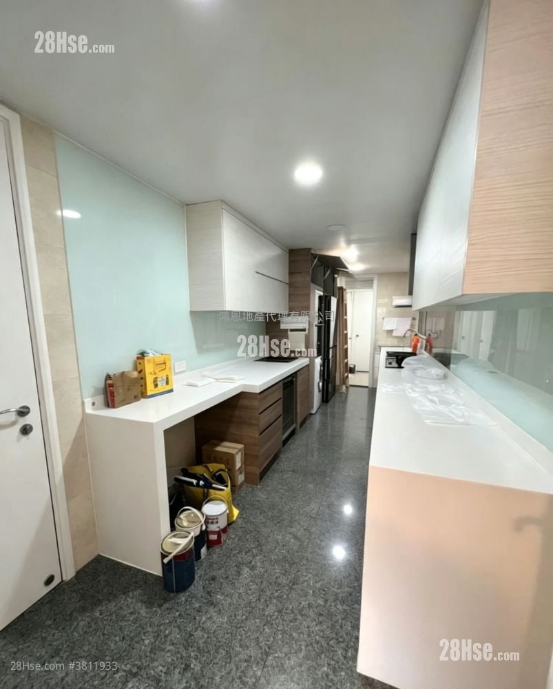 One Beacon Hill Rental 4 Bedrooms , 3 Bathrooms 1,490 ft²