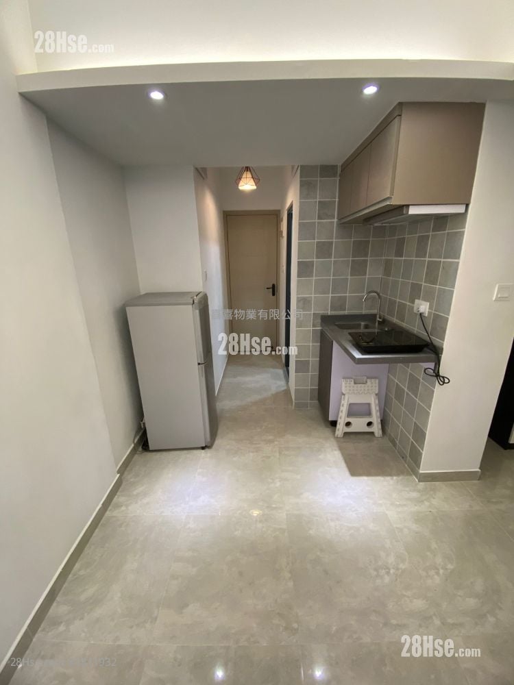 Apartment Rental Studio , 1 Bathroom 210 ft²