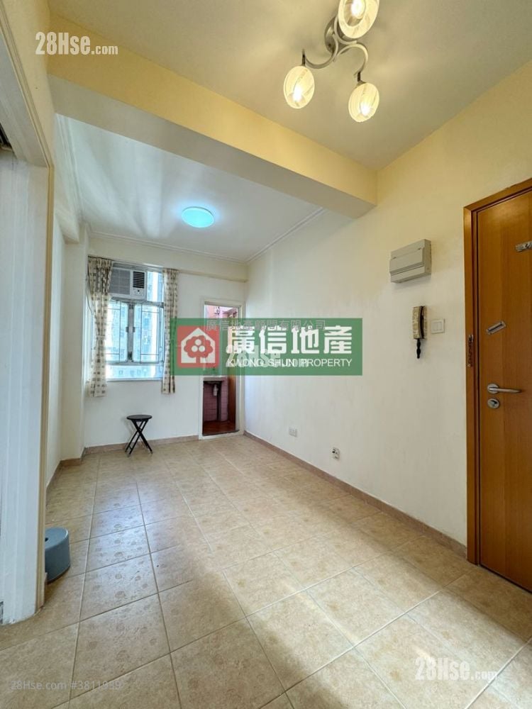 Tung On Court Rental 1 Bedroom , 1 Bathroom 242 ft²