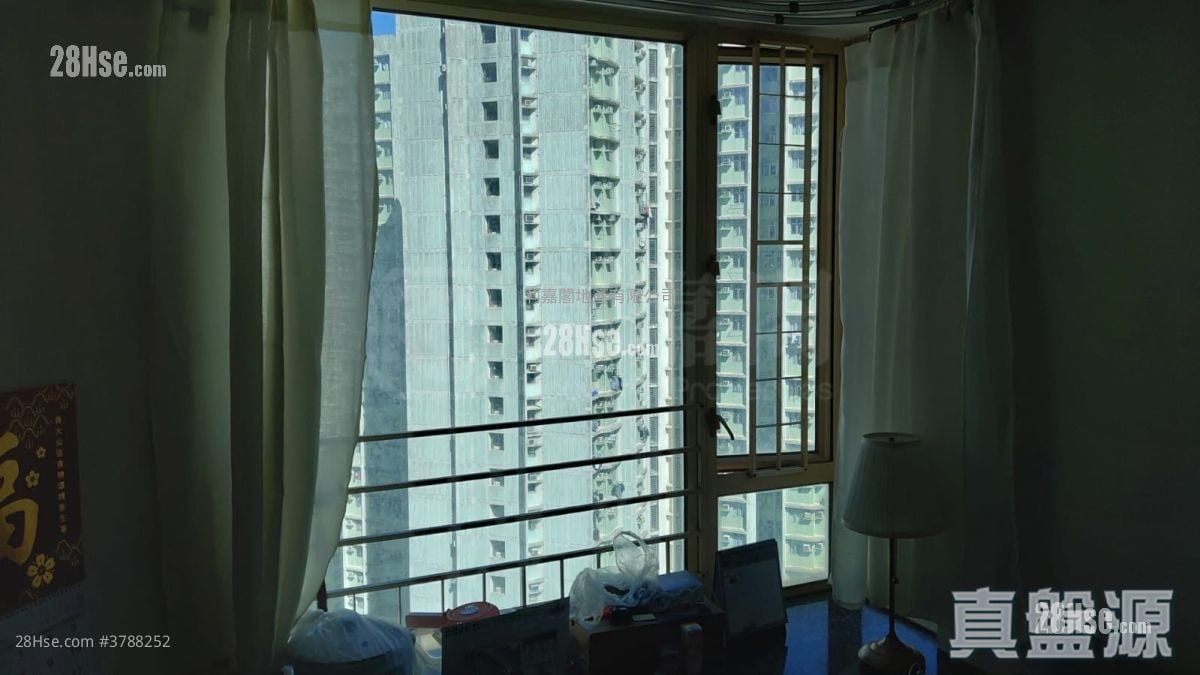 La Cite Noble Sell 2 Bedrooms , 1 Bathroom 436 ft²